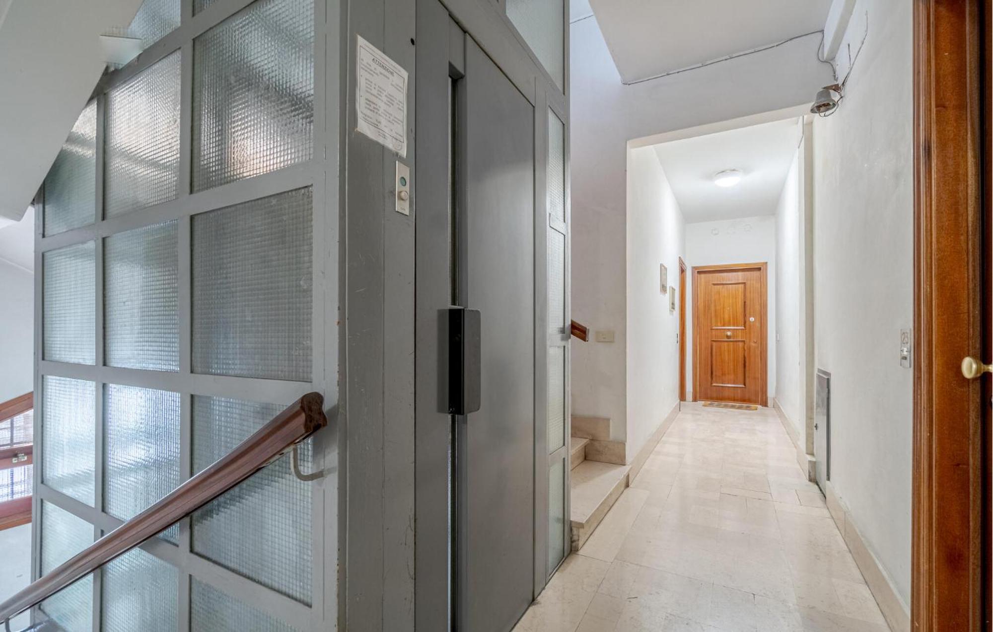 Gorgeous Apartment In Levanto With Kitchen Exterior foto